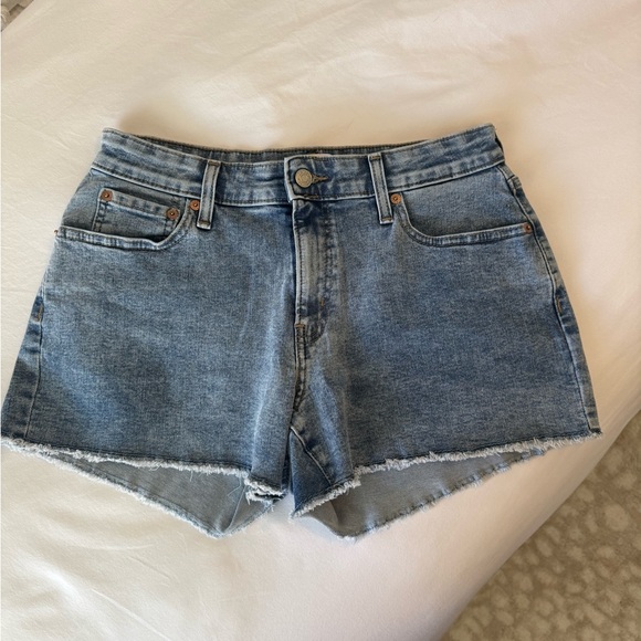 Denizen from Levi's Pants - Denizen from Levi's High-Rise Denim Cutoff Shorts